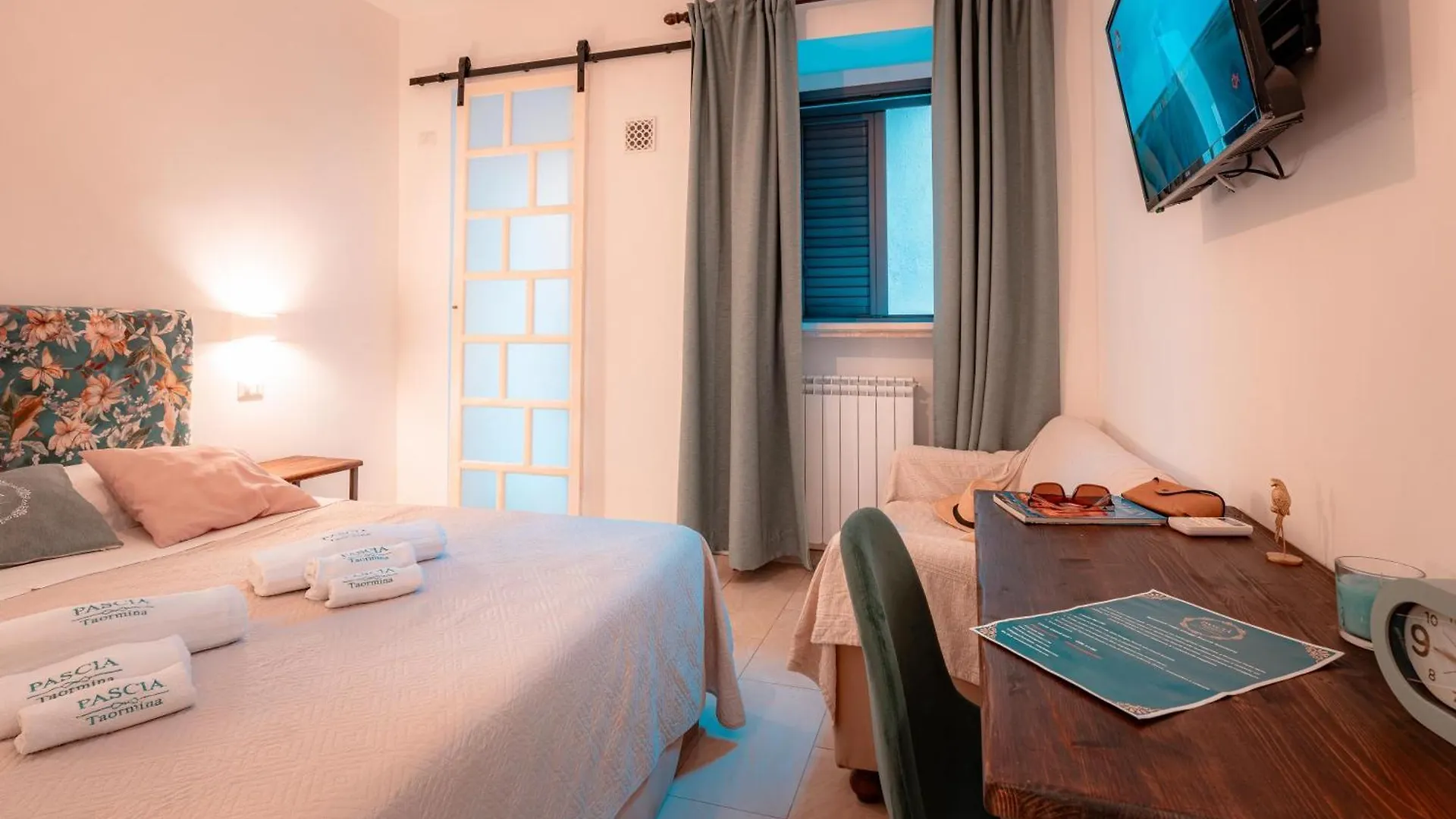 タオルミーナ Pascia Madonna Rocca Bed & Breakfast
